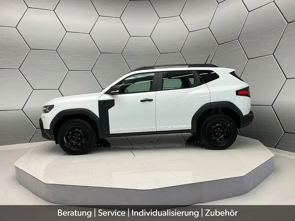 Neu Dacia Duster Essentiel 122 PS (89 kW) 2025 Weiß SUV