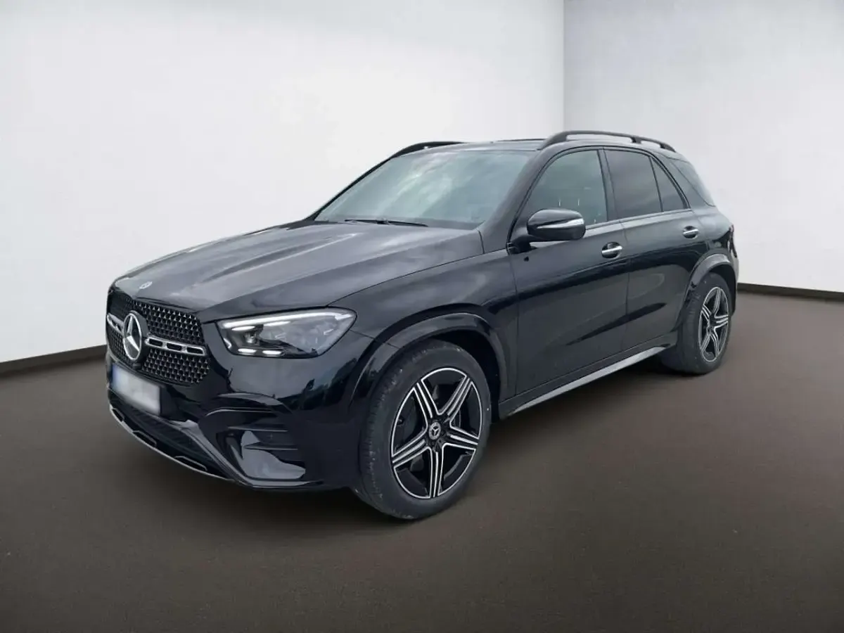 Gebraucht Mercedes GLE450 AMG 367 PS (269 kW) 2026 Metalliclack obsidianschwarz SUV