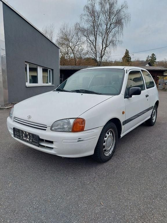 Gebraucht Toyota Starlet 75 PS (55 kW) 1997 Weiß Kleinwagen