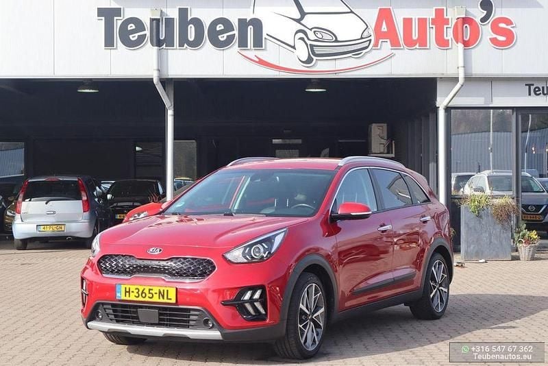 Gebraucht Kia Niro 141 PS (103 kW) 2020 Rot SUV