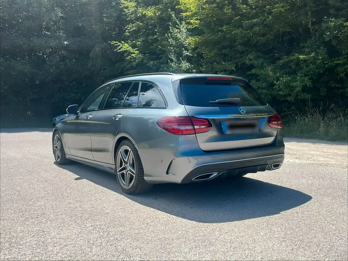 Gebraucht Mercedes C220 AMG 194 PS (142 kW) 2019 Grau Kombi