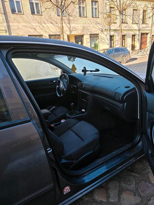 Gebraucht Skoda Superb Comfort 116 PS (85 kW) 2005 Grau Limousine