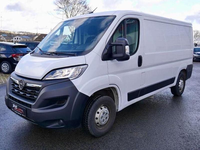 Gebraucht Opel Movano 140 PS (102 kW) 2024 Casablanca weiß Van