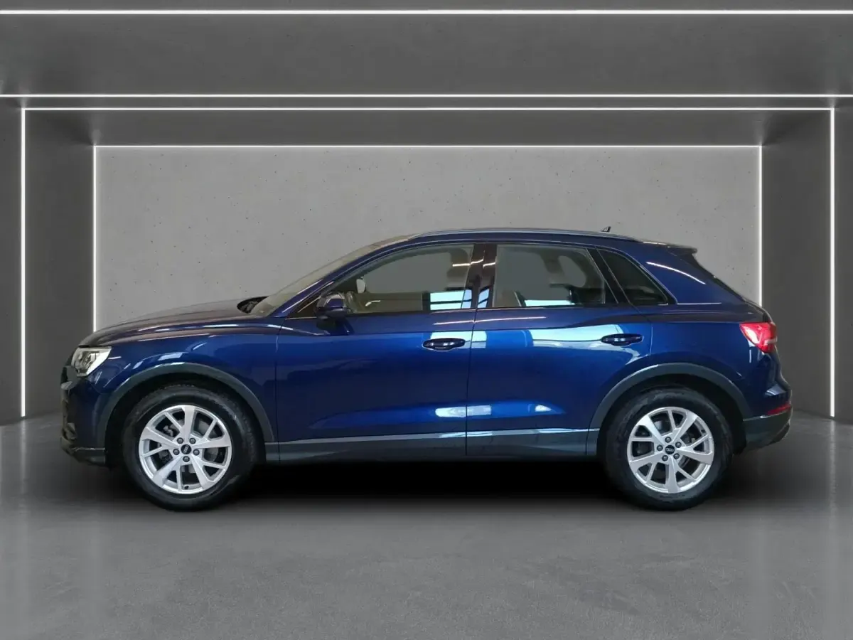 Gebraucht Audi Q3 Advanced 150 PS (110 kW) 2022 Navarrablau metallic SUV