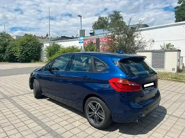 Gebraucht BMW 225 Active Tourer iPerformance 224 PS (164 kW) 2021 Blau Van / Kleinbus