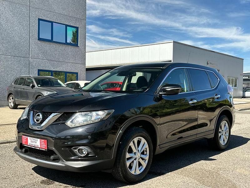 Schwarz Gebraucht 2015 Nissan X-Trail SUV | 7.990 € (Fairer Preis) - Bild 1/4