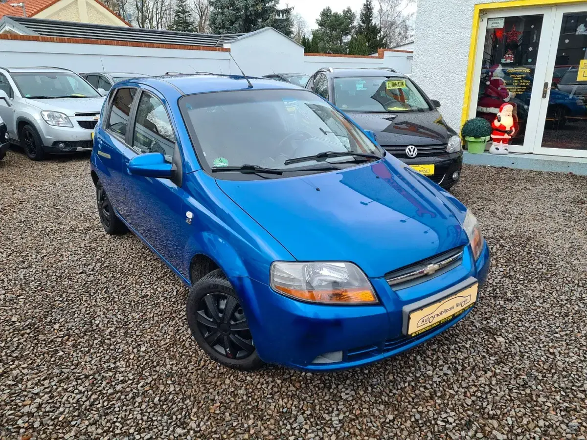 Gebraucht Chevrolet Kalos SE 72 PS (52 kW) 2008 Sports blue (mica) Kleinwagen