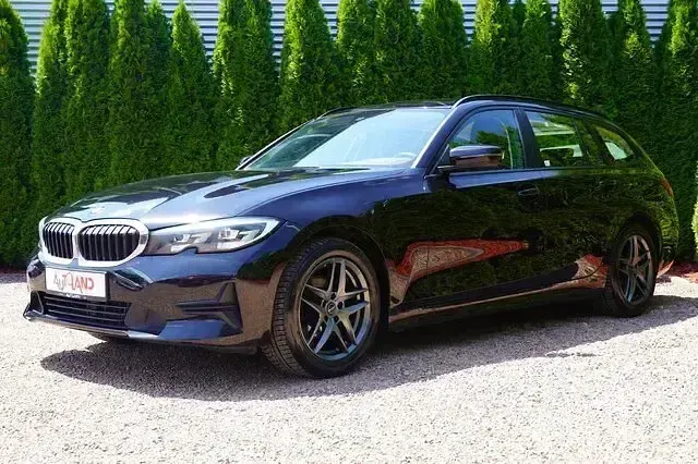 Gebraucht BMW 318 Advantage 156 PS (114 kW) 2021 Schwarz Kombi