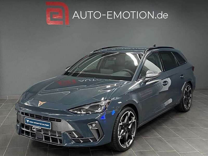 Fiord blau Gebraucht 2024 Cupra Leon Kombi | 31.970 € (Guter Preis) - Bild 1/4