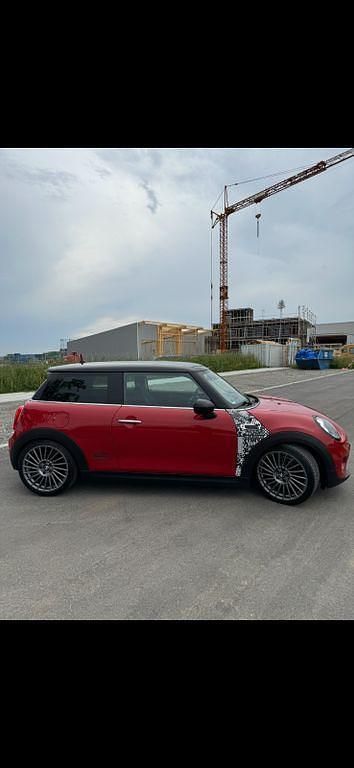 Gebraucht Mini Cooper 136 PS (100 kW) 2016 Rot Kleinwagen