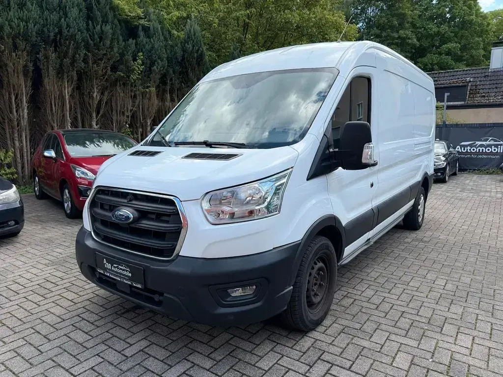 Gebraucht Ford Transit Trend 170 PS (125 kW) 2020 Weiß Van / Kleinbus