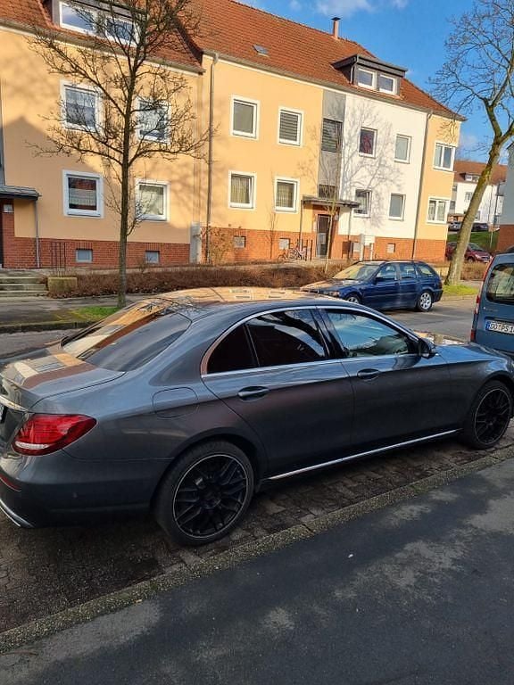 Second-hand Mercedes E200 184 CP (135 kW) 2018 Gri Berlinǎ