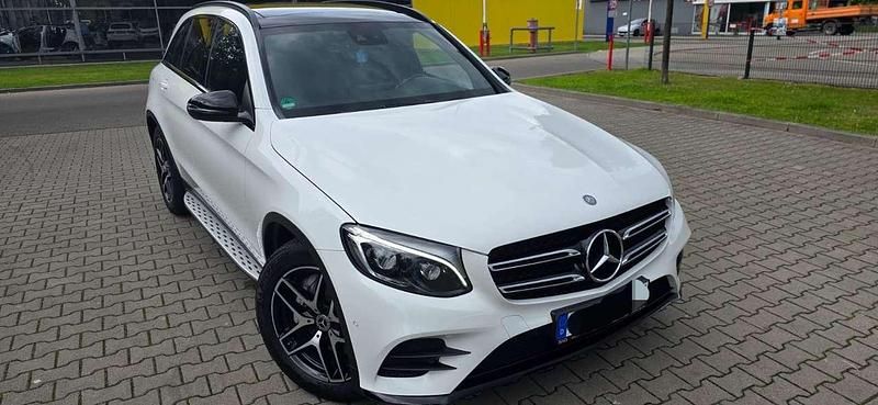 Gebraucht 2017 Mercedes GLC250 AMG line SUV | 29.000 € (Teuer) - Bild 1/4