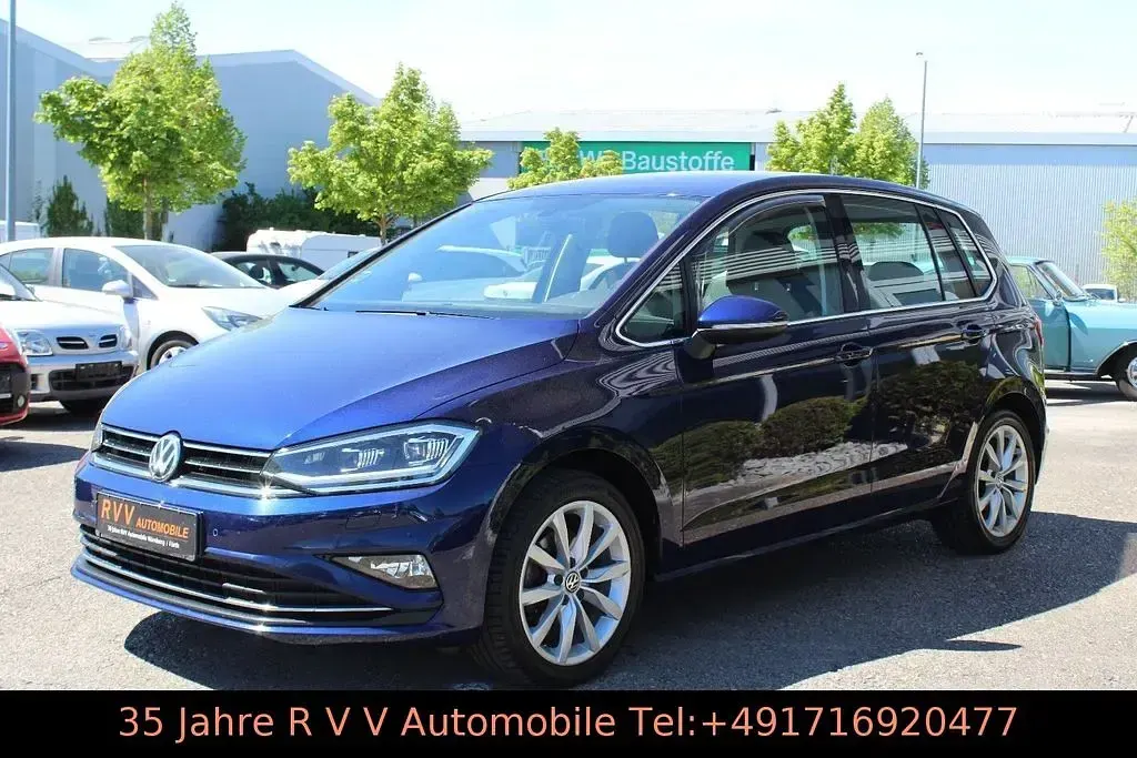 Używany VW Golf Highline 150 KM (110 kW) 2020 Niebieski Minivan