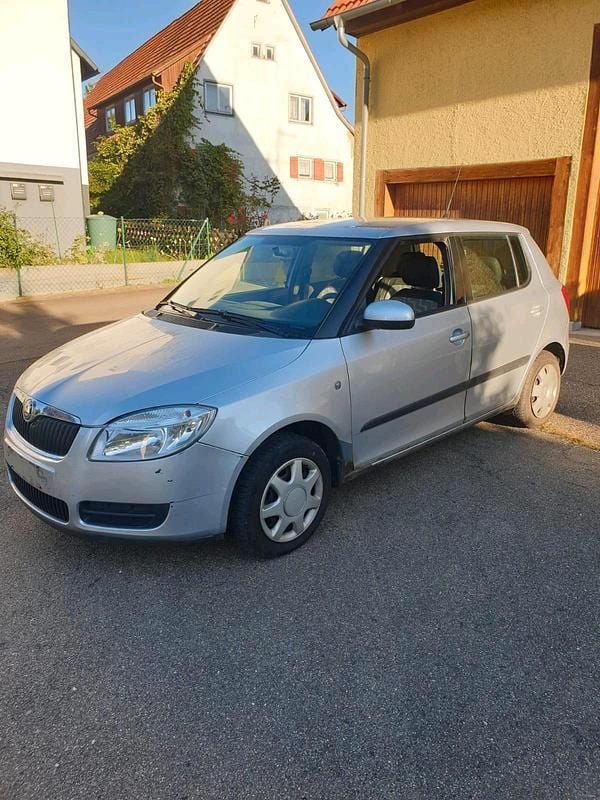 Silber Gebraucht 2008 Skoda Fabia Kleinwagen | 1.200 € (Superpreis) - Bild 1/4
