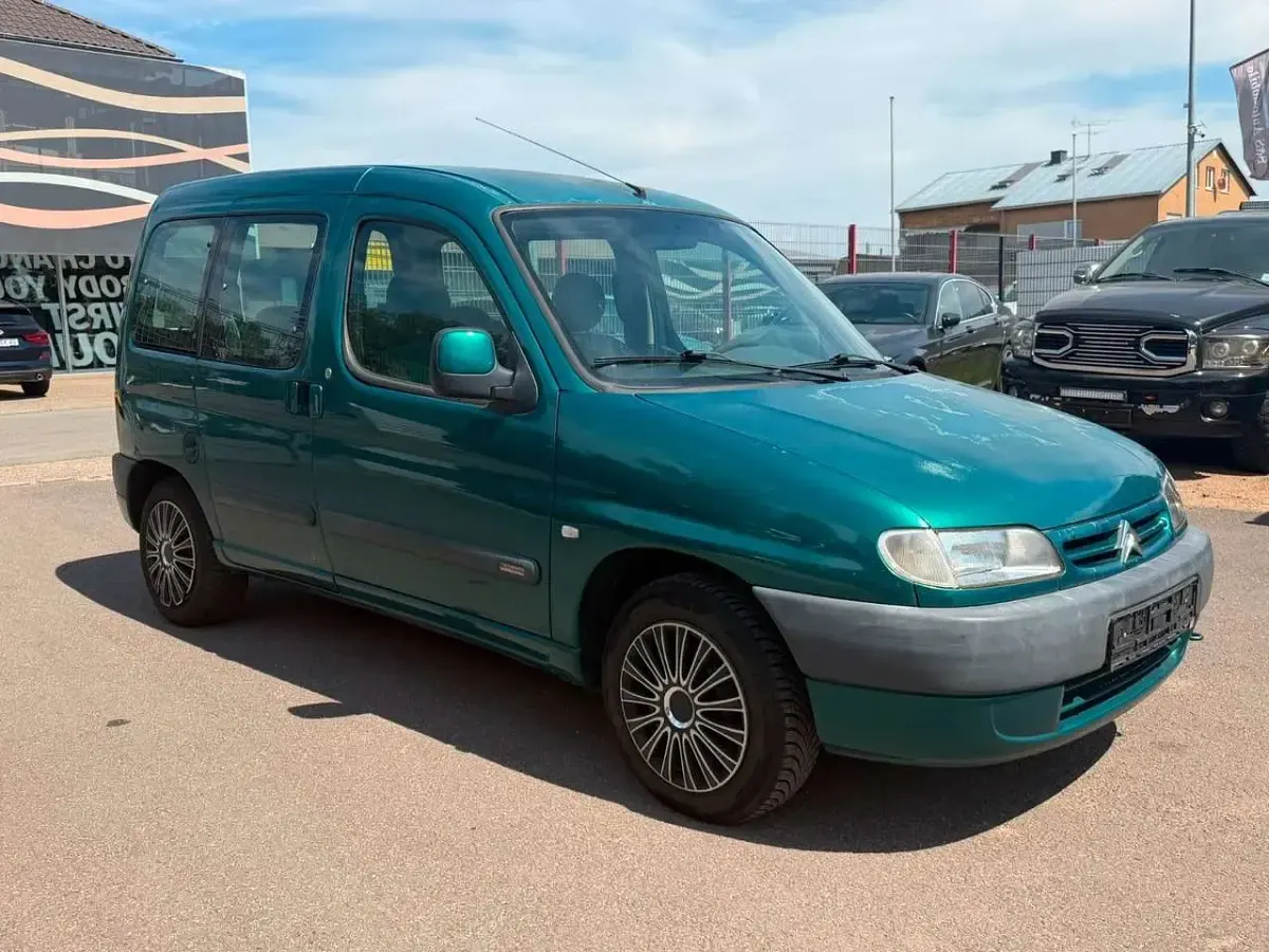Gebraucht Citroën Berlingo 75 PS (55 kW) 2002 Grün Van / Kleinbus