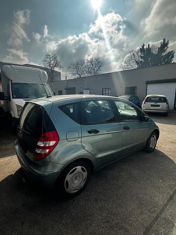 Gebraucht Mercedes A150 95 PS (69 kW) 2004 Grün Limousine