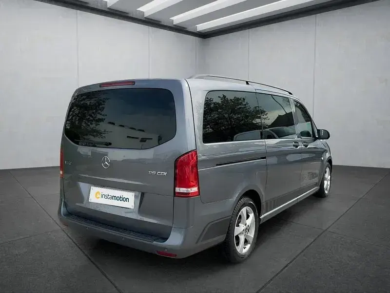 Gebraucht Mercedes Vito 190 PS (139 kW) 2020 Grau Van