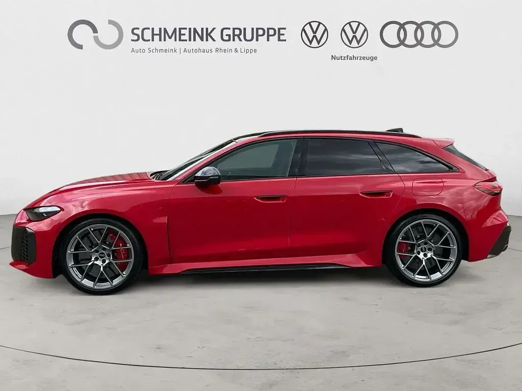 Neu Audi RS5 Sport 639 PS (469 kW) 2026 Rot Kombi