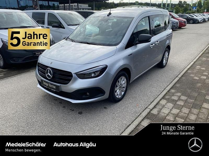 Helvinsilber Gebraucht 2024 Mercedes eCitan Kombi | 23.850 € (Fairer Preis) - Bild 1/4