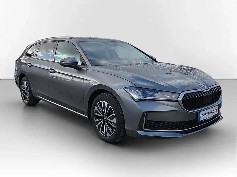 Gebraucht Skoda Superb Selection 150 PS (110 kW) 2025 Grau Kombi