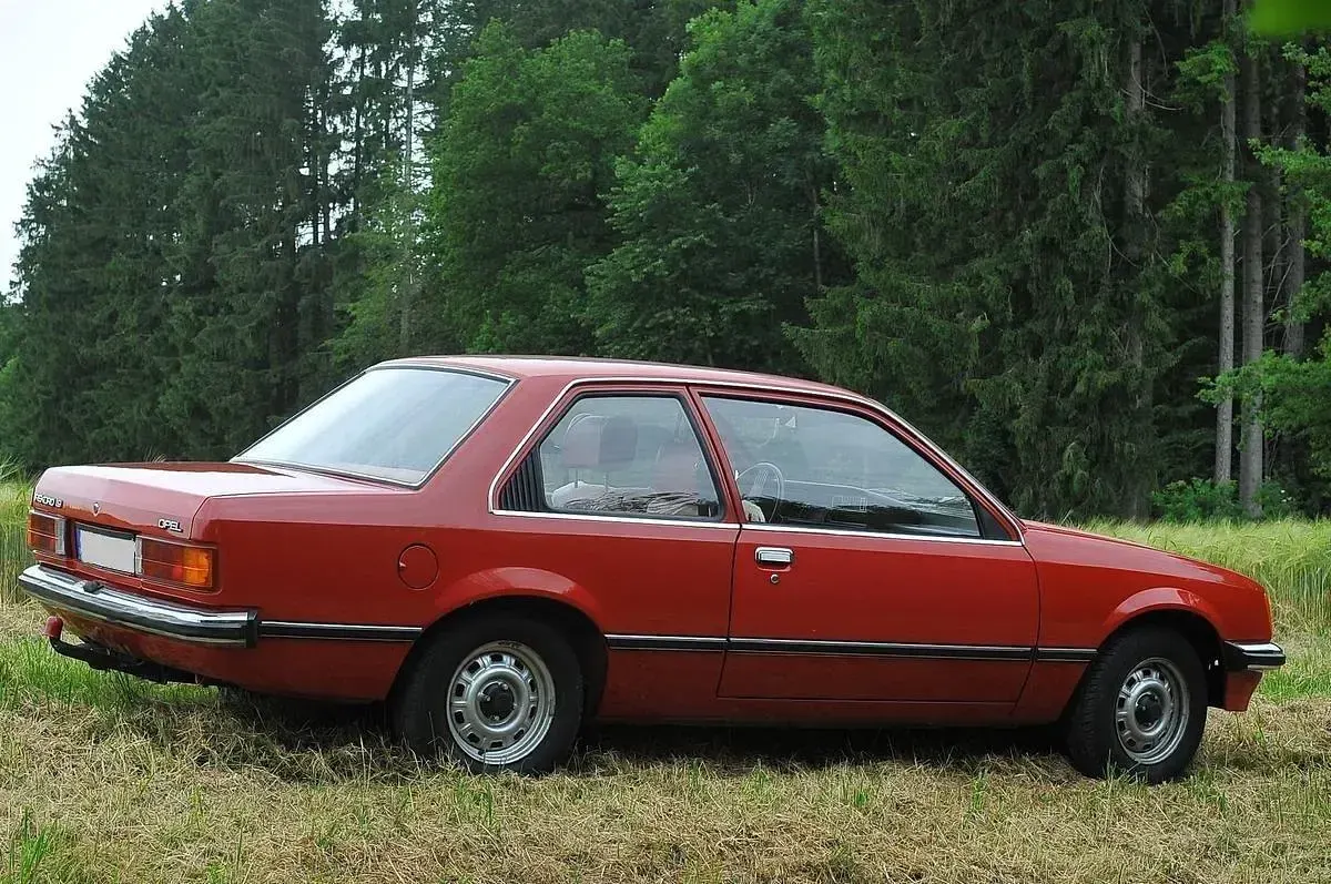 Gebraucht Opel Rekord 75 PS (55 kW) 1978 Rot Coupé
