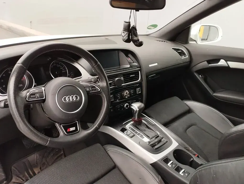 Gebraucht Audi Cabriolet Sport 170 PS (125 kW) 2013 Weiß Cabrio