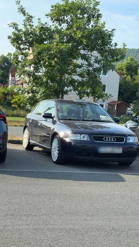 Usata Audi A3 102 CV (75 kW) 2002 Blu Utilitaria