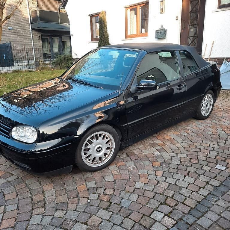 Schwarz Gebraucht 1999 VW Golf Cabriolet Cabrio | 2.900 € (Fairer Preis) - Bild 1/4