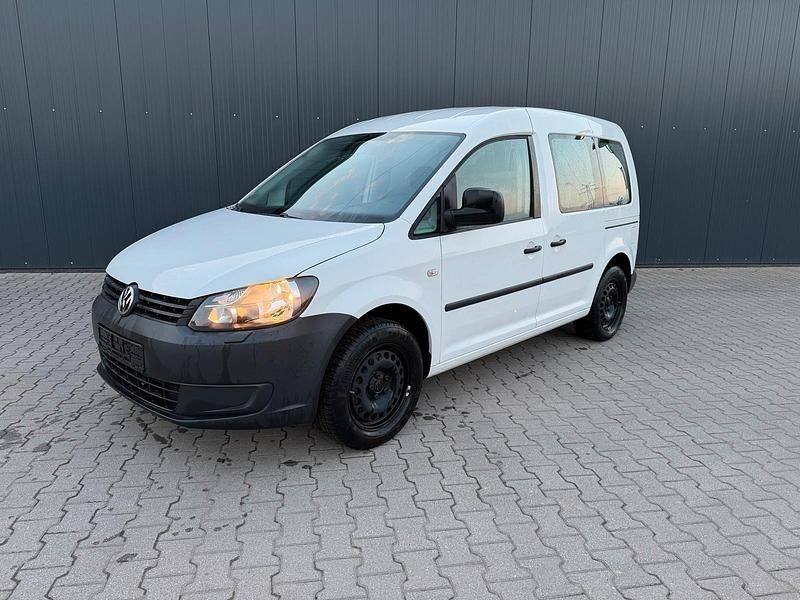 Gebraucht VW Caddy 75 PS (55 kW) 2011 Weiß Van / Kleinbus