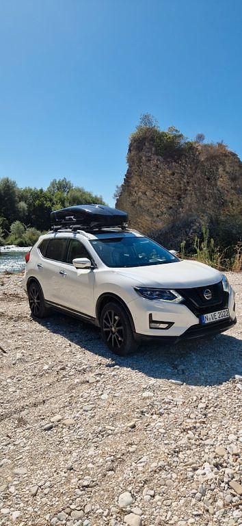 Weiß Gebraucht 2020 Nissan X-Trail Tekna SUV | 20.500 € (Fairer Preis) - Bild 1/4
