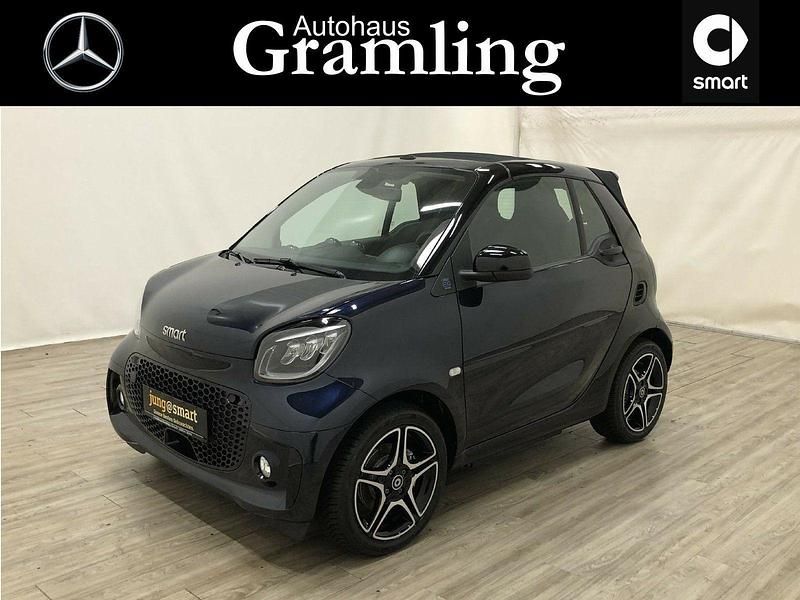 Blau Gebraucht 2023 Smart ForTwo Electric Drive Exclusive Cabrio | 17.979 € (Fairer Preis) - Bild 1/4