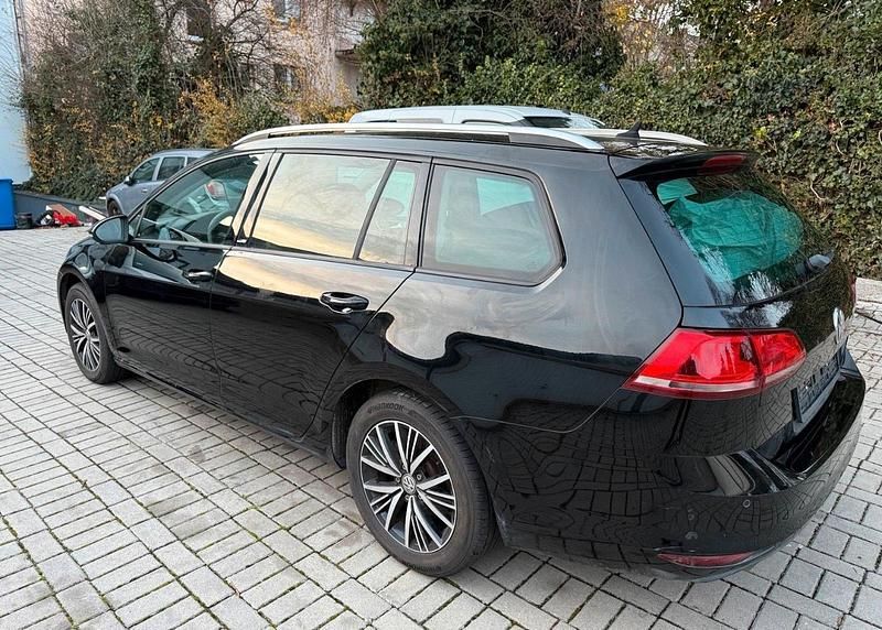 Gebraucht VW Golf VII 110 PS (80 kW) 2016 Schwarz Kombi