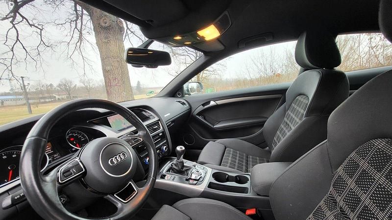 Gebraucht Audi A5 170 PS (125 kW) 2014 Grau Coupé