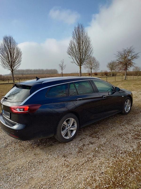Gebraucht Opel Insignia 170 PS (125 kW) 2019 Blau Kombi