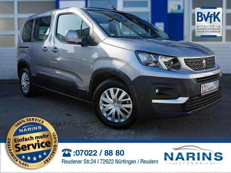 Grau Gebraucht 2021 Peugeot Rifter Active Van / Kleinbus | 16.990 € (Guter Preis) - Bild 1/4