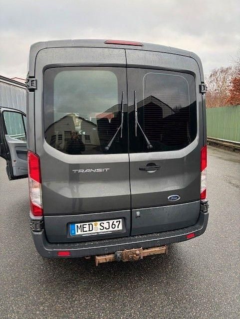 Gebraucht Ford Transit 170 PS (125 kW) 2018 Grau Van / Kleinbus