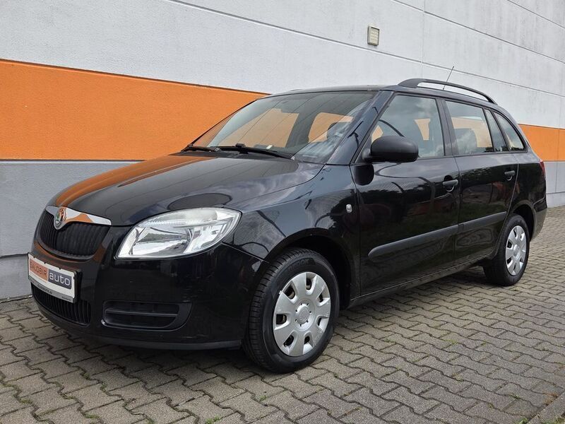 Schwarz Gebraucht 2010 Skoda Fabia Cool Edition Kombi | 2.500 € (Fairer Preis) - Bild 1/4