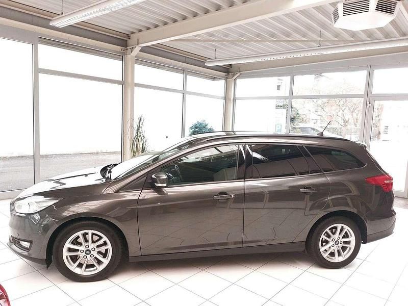 Gebraucht Ford Focus Business Edition 150 PS (110 kW) 2018 Magnetic Kombi