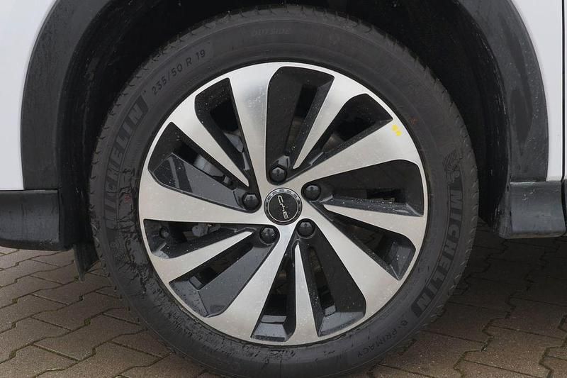 Nowe BYD Seal U Boost 218 KM (160 kW) 2025 Biały SUV