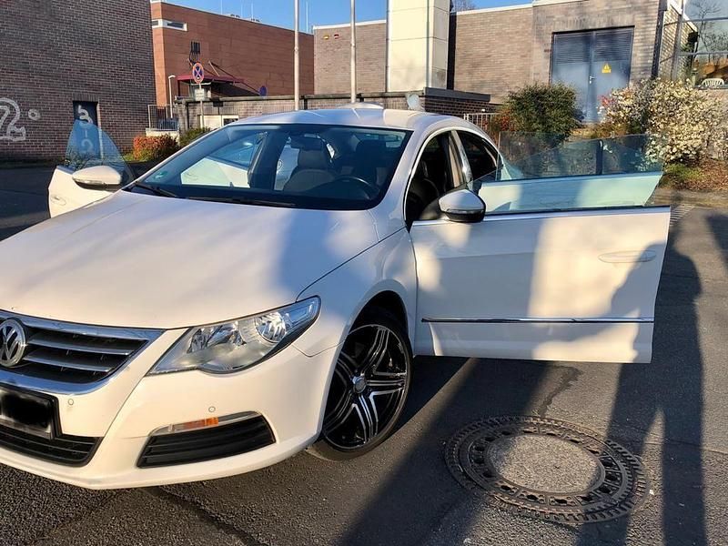 Weiß Gebraucht 2009 VW CC Limousine | 4.500 € (Teuer) - Bild 1/4