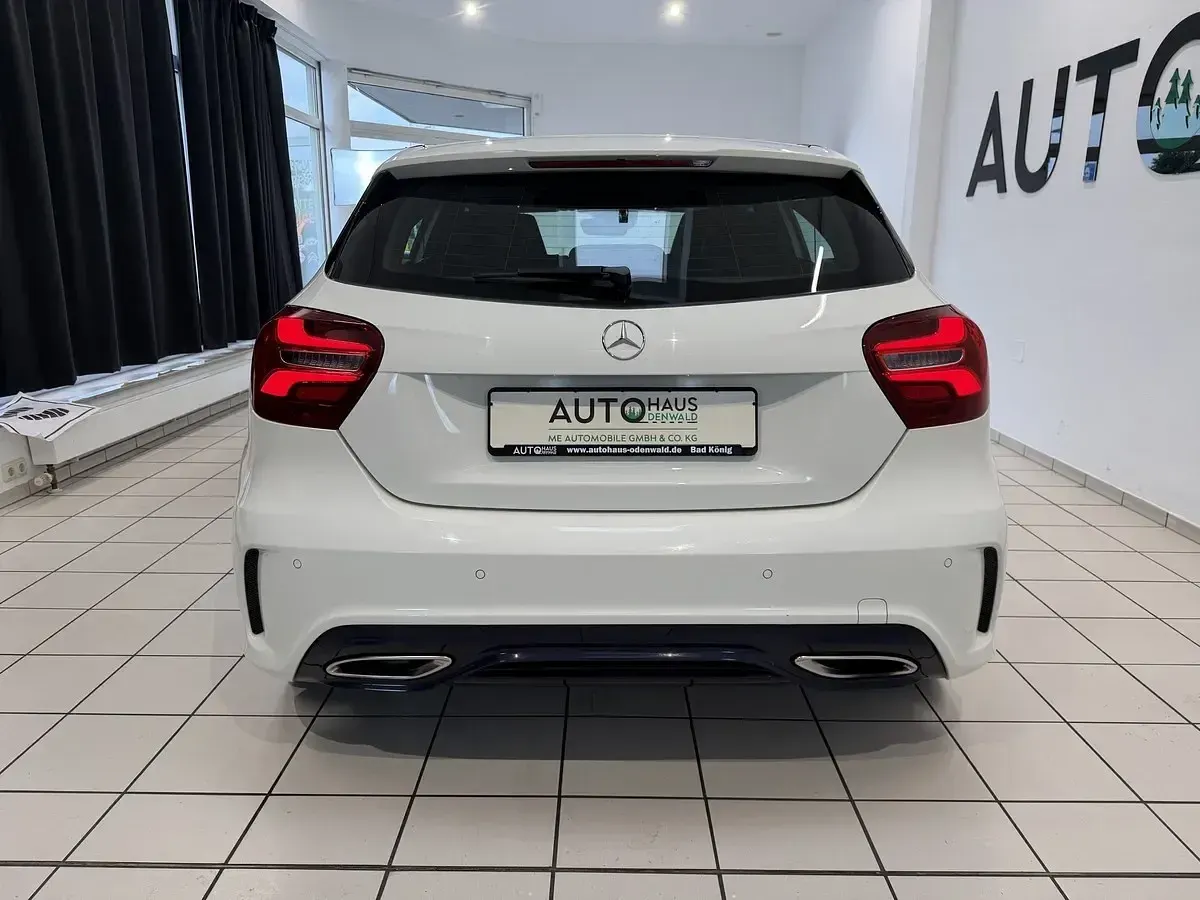 Gebraucht Mercedes A200 Sportline 156 PS (114 kW) 2016 Weiß Kleinwagen