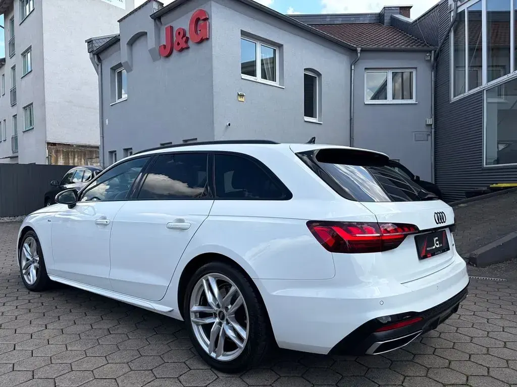 Gebraucht Audi A4 S-Line 204 PS (150 kW) 2023 Weiß Kombi