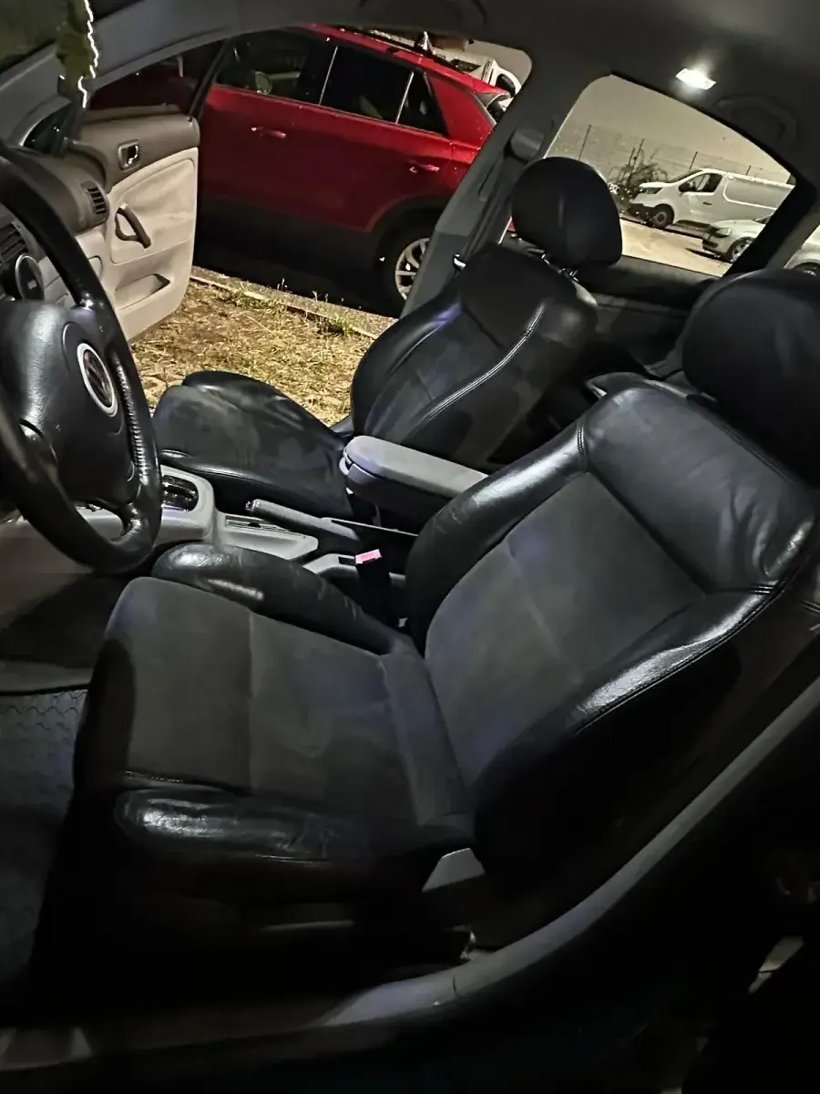 Gebraucht VW Passat 125 PS (91 kW) 1998 Grün Limousine