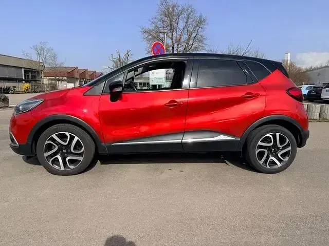 Käytetty Renault Captur XMOD 120 HP (88 kW) 2016 Other Katumaasturi