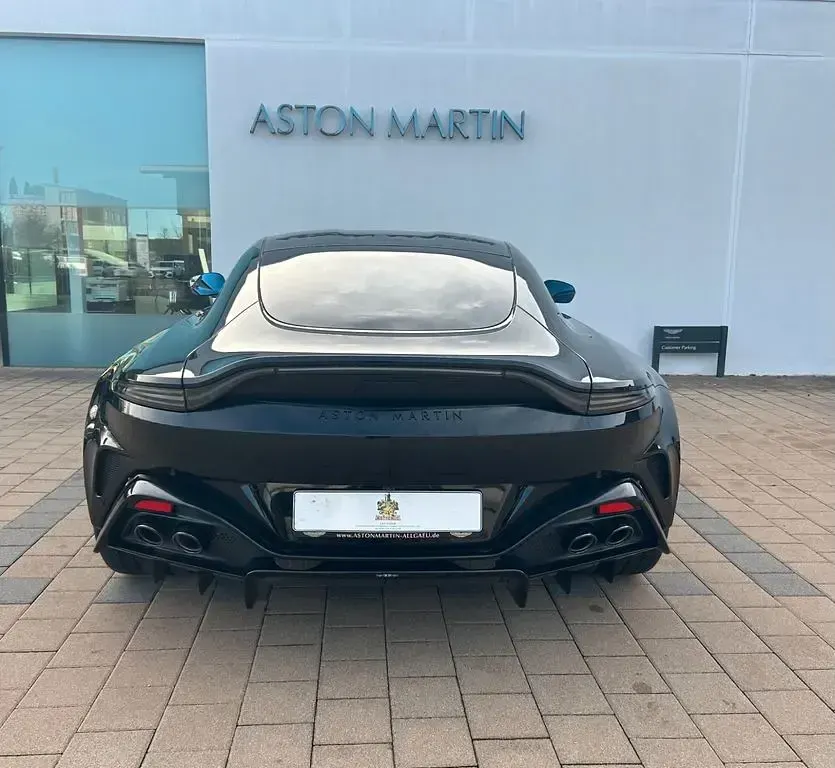 Neu Aston Martin V8 Vantage 665 PS (489 kW) 2025 Schwarz Coupé