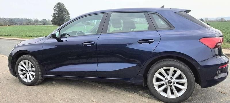 Gebraucht Audi A3 Edition .1 150 PS (110 kW) 2021 Limousine