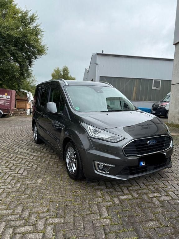 Grau Gebraucht 2022 Ford Tourneo Connect Van / Kleinbus | 22.900 € (Guter Preis) - Bild 1/4