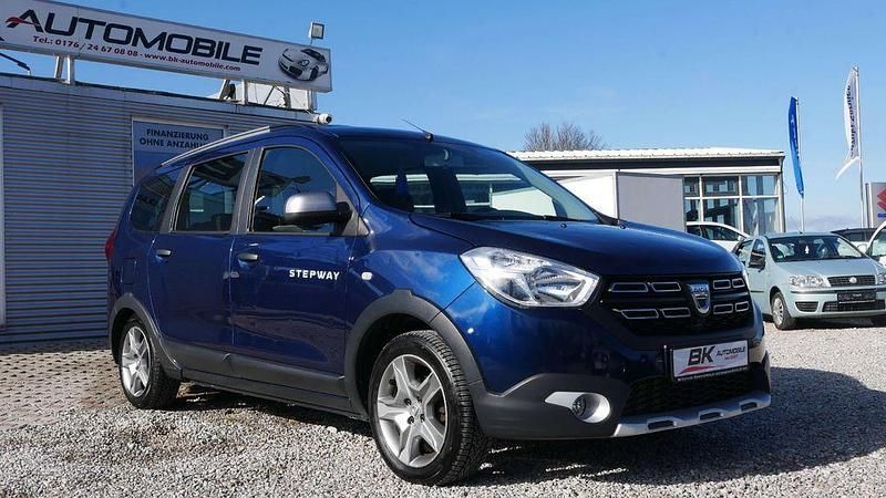 Gebraucht Dacia Lodgy 109 PS (80 kW) 2019 Blau Van / Kleinbus