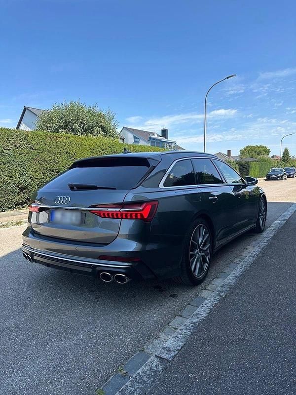 Gebraucht Audi S6 Ambiente 349 PS (256 kW) 2020 Schwarz Kombi